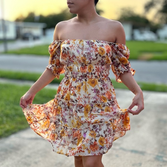 Jun & Ivy Milk Maid Dress - Picture 4 of 7